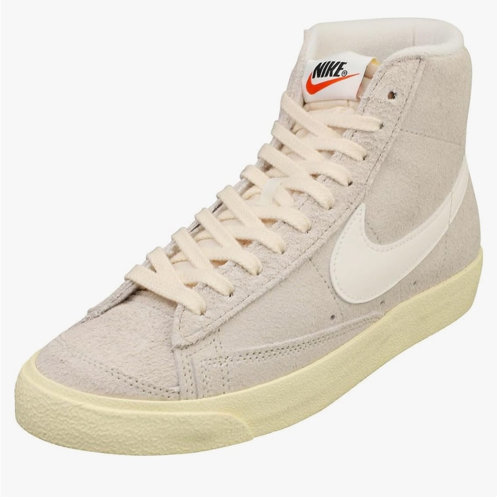 Nike Blazer’s Leather USW7.5 -EXCELLENT CONDT.